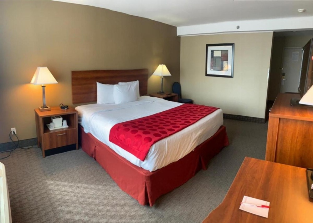 Room image 2
