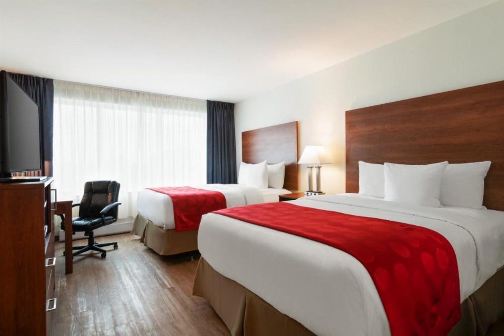 Queen Room with Two Queen Beds - Non-Smoking